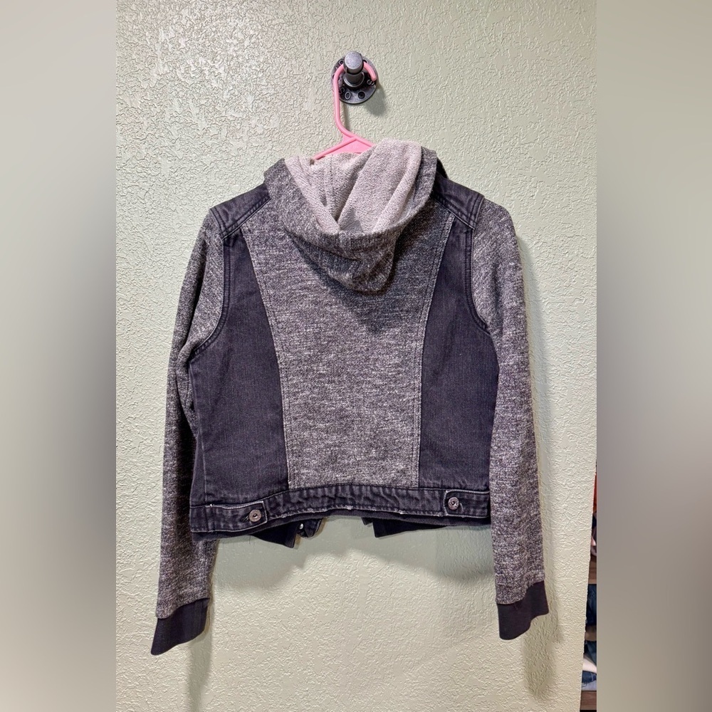 Maurices Dark Denim and Heather Gray Jean Jacket - Picture 4 of 4
